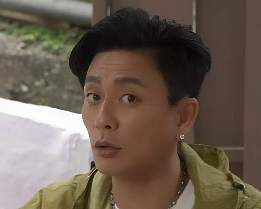 香港男星黄宗泽因父母离婚宣布不婚 临终前花光积蓄