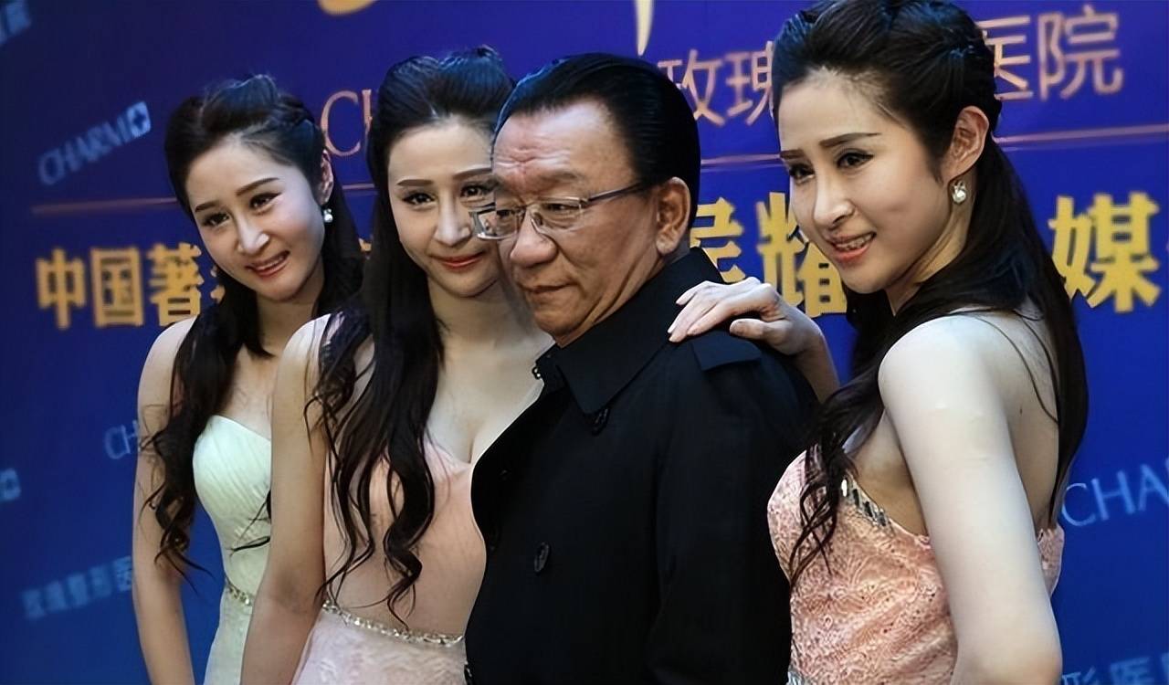 贪财好色德不配位,资深艺术家晚节不保不冤