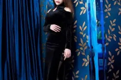 MetGala红毯BLACKPINK全员亮相 刘雯展东方美