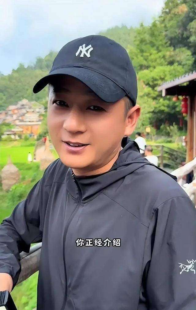 600万爱国网红被曝移民,人设崩塌