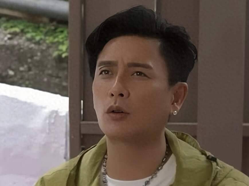 香港男星黄宗泽因父母离婚宣布不婚 临终前花光积蓄