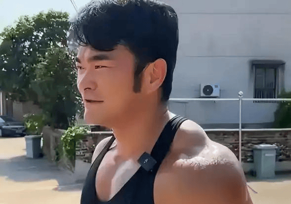 人民日报点名表扬的带货翻车第一人:李维刚卖假肉不甩锅不推诿自掏750万赔偿说到做到粉丝从700万冲到210
