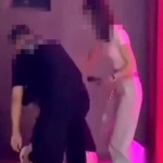 “你疯啦！她是个女的！”酒吧飞踹乌龙现场，网友笑不活了